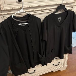 Women’s black scrubs